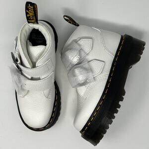 Dr. Martens Devon Heart Leather Platform Boots SIZE 5/US